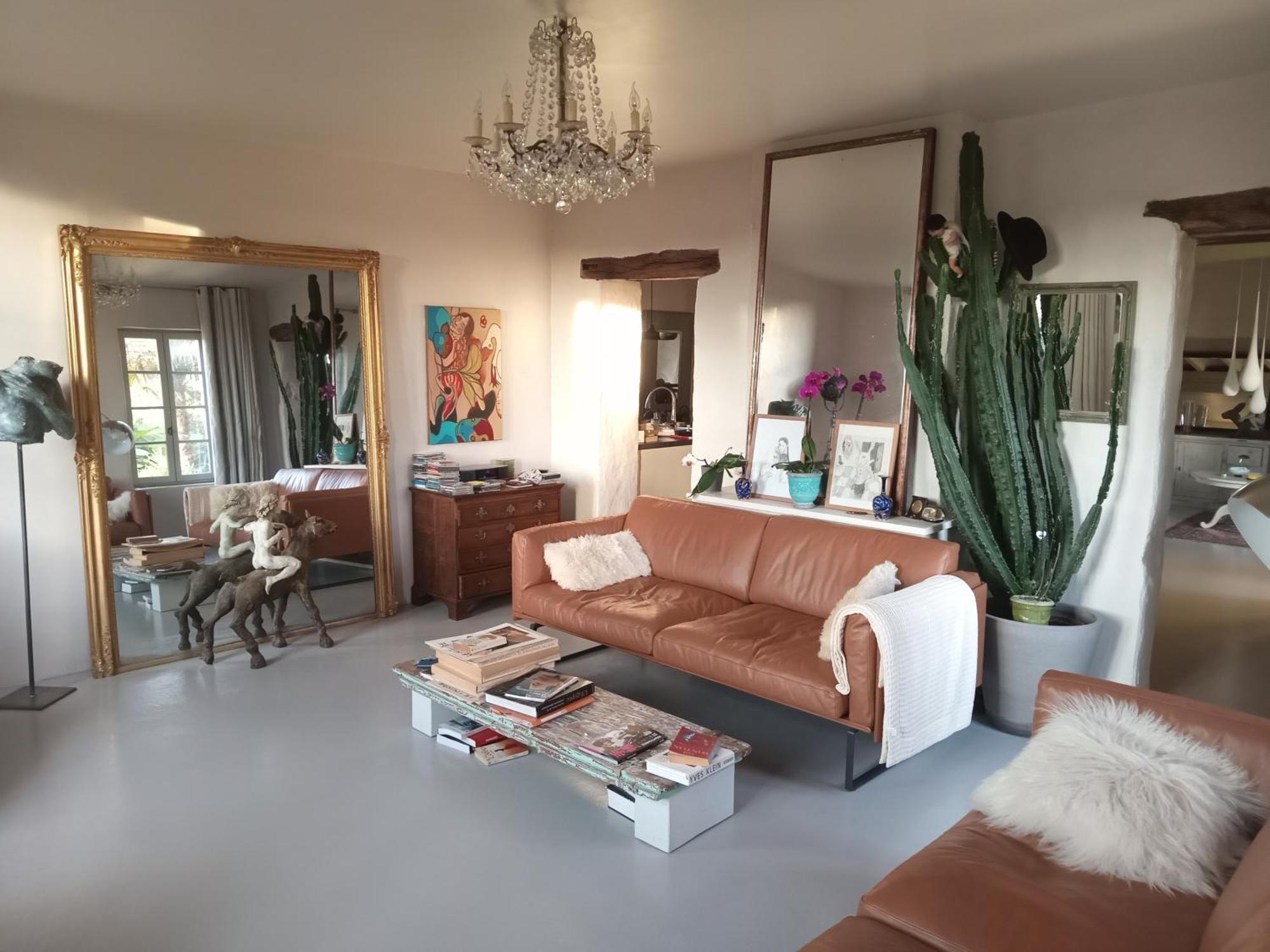Comfort And Fab Views Albi Bagian luar foto